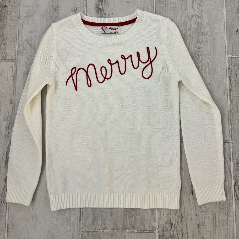 Classic Holiday Sweater. White and Red. Girls M.